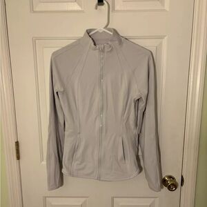 NWT Womens Yogalicious Lux Full Zip Cool Grey Workout Fitness Align Jacket Sz S